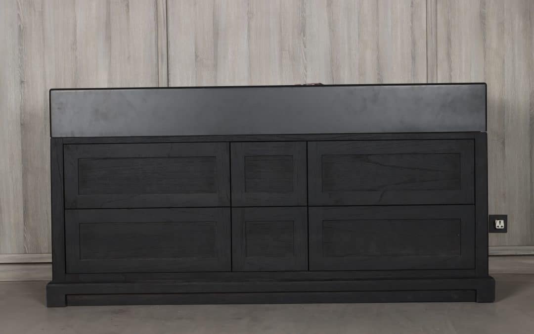 David and Vicky  Vanity 1700