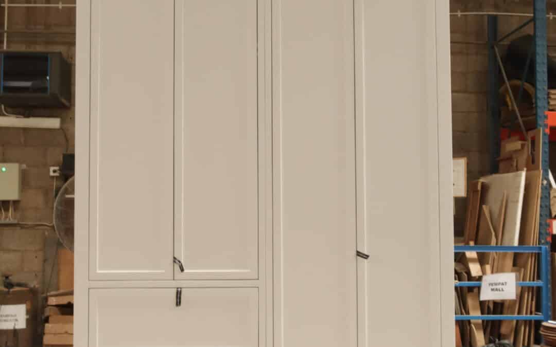 Clark  Spare Robe 2 By Kitchen